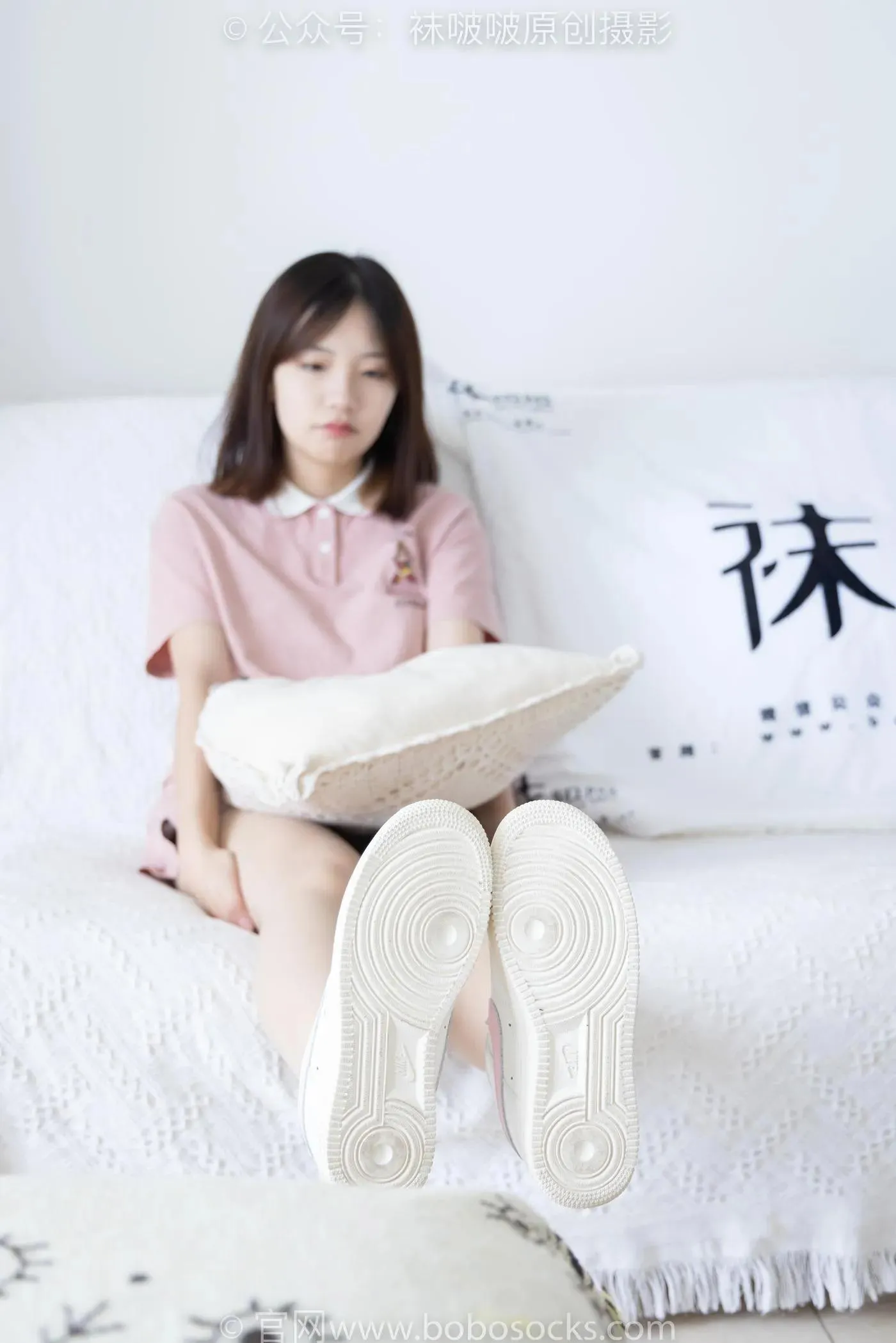 [BoBoSocks袜啵啵]NO.163 小甜豆-空军一号板鞋、白棉袜、肉丝 [135P]插图
